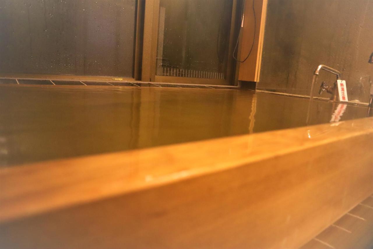 熱海の海が一望できる温泉付貸別荘 満月あじろ Mitsukiajiro Atami  Bagian luar foto